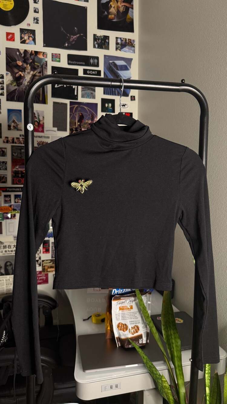Dazy Black Turtleneck Long Sleeve Crop Top with Bee Brooch